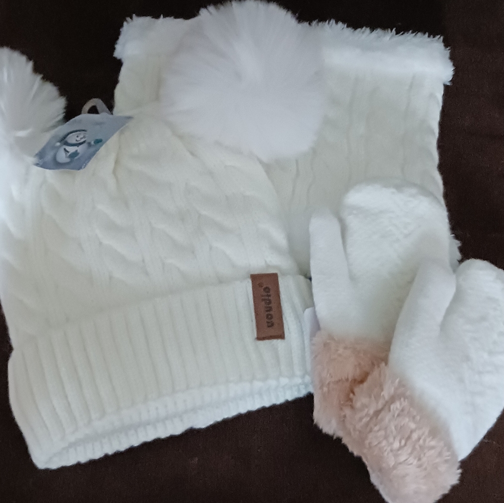 Kids Hat, Mittens, Scarf Set Suitable for 1-5 Year Olds (See Description)